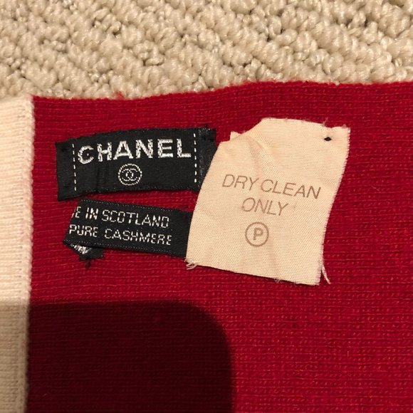 Chanel Authentic Oblong Cashmere Scarf - Picture 5 of 5